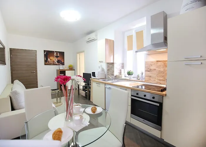 Allegro Exclusive Old Town Center *